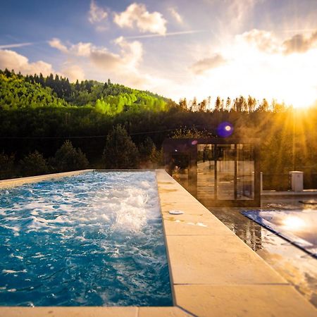 Carpentiere Arena Hotel Răşinari Exterior foto