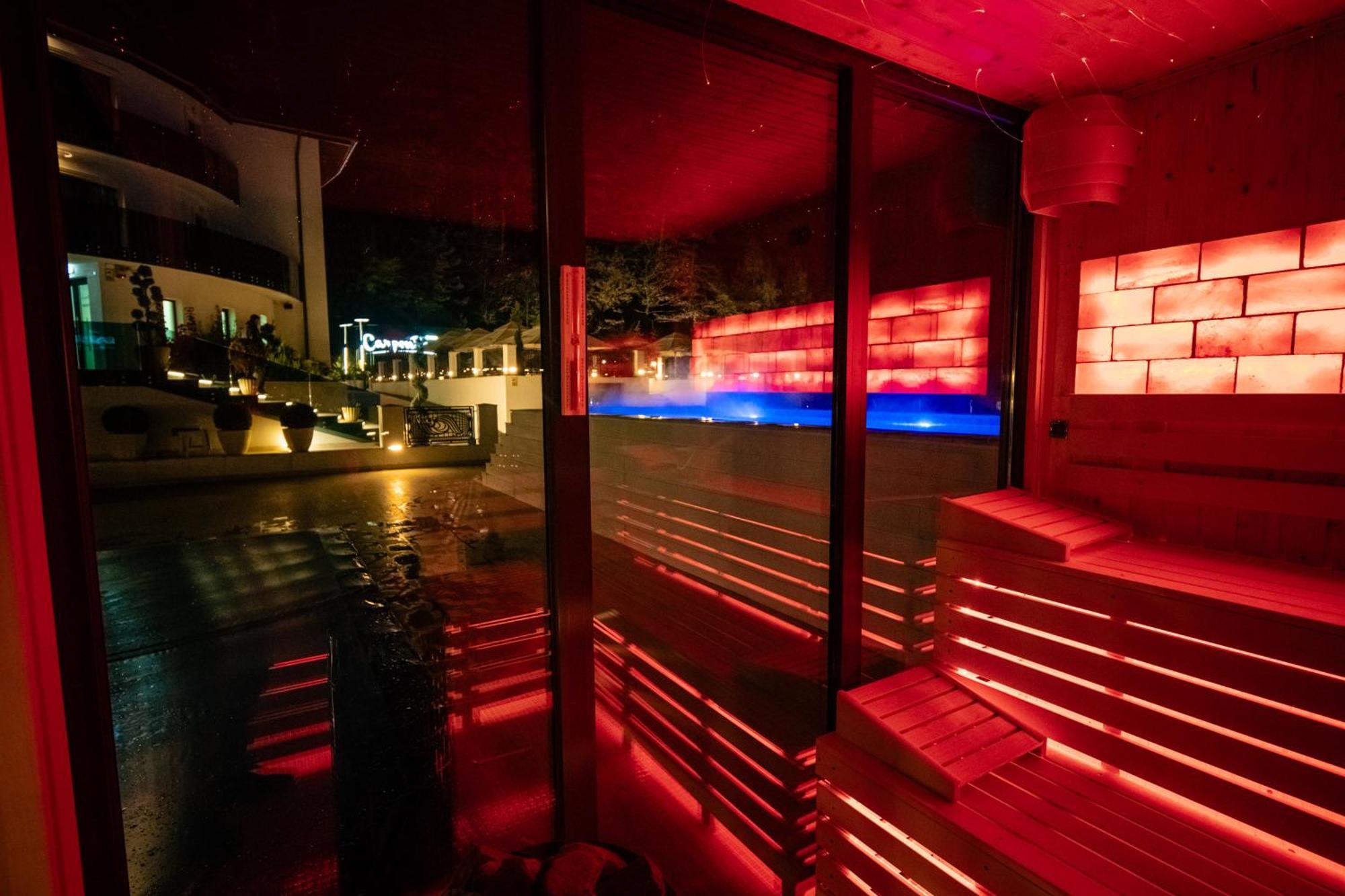 Carpentiere Arena Hotel Răşinari Exterior foto