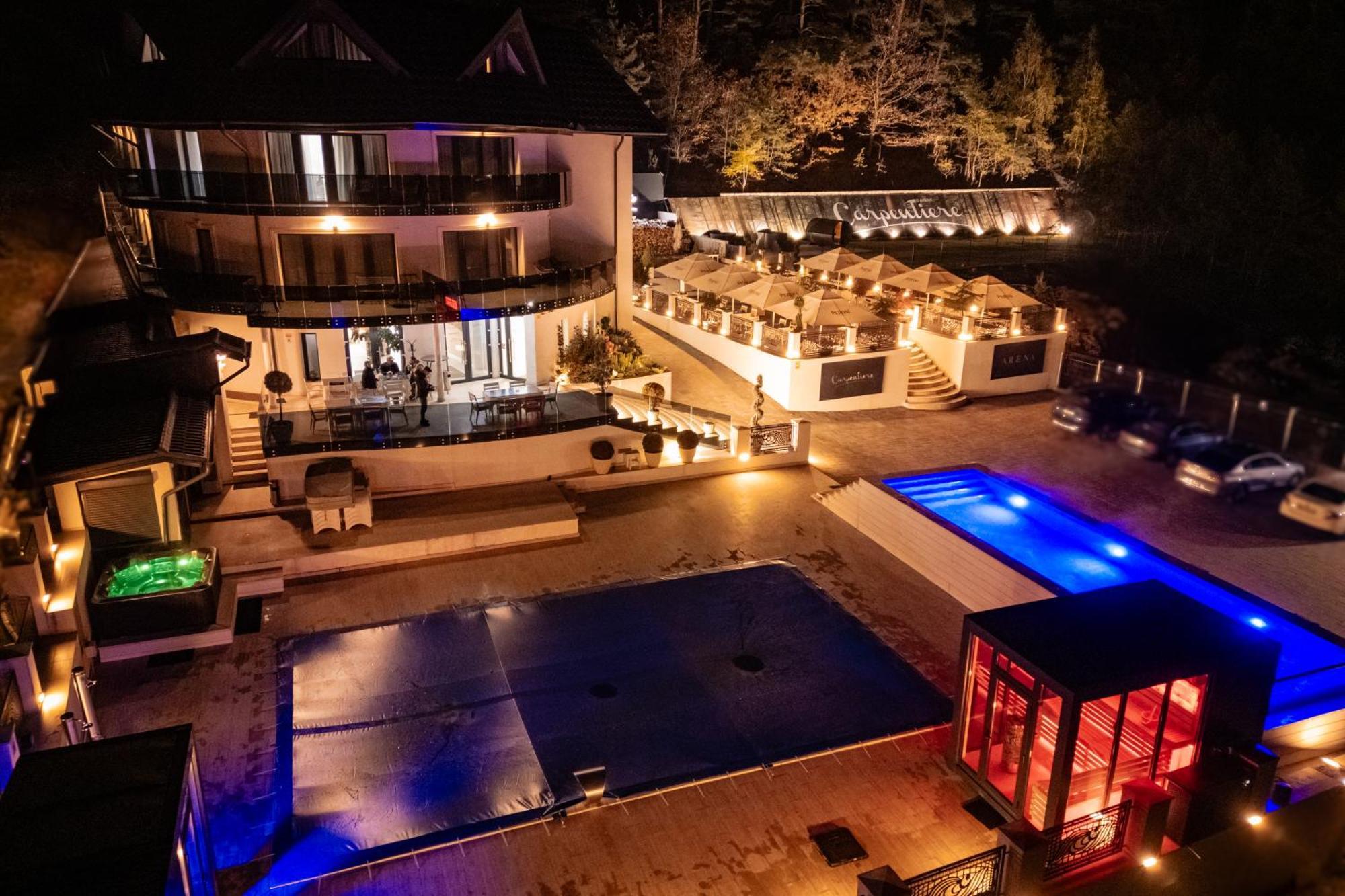 Carpentiere Arena Hotel Răşinari Exterior foto