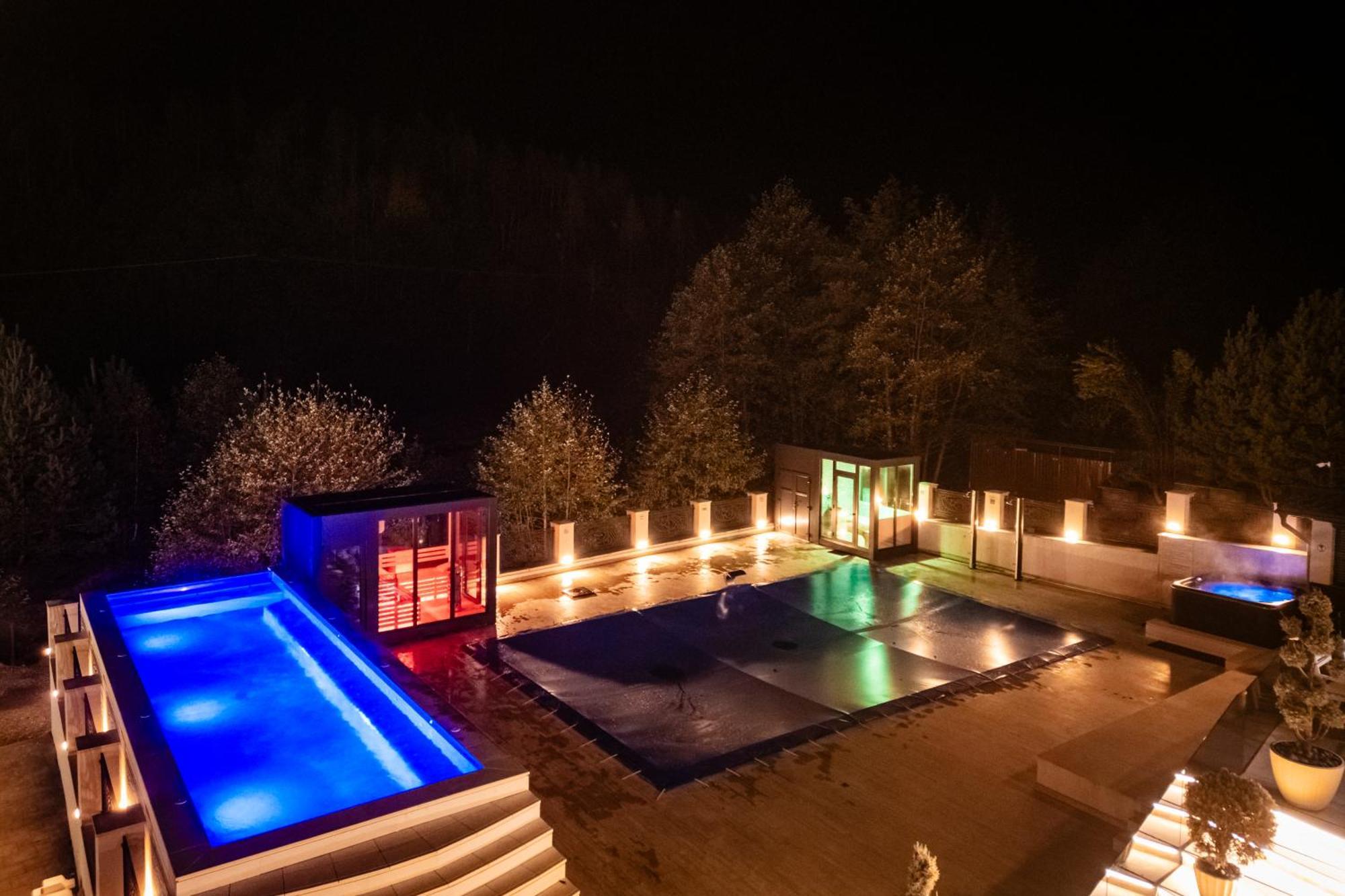 Carpentiere Arena Hotel Răşinari Exterior foto