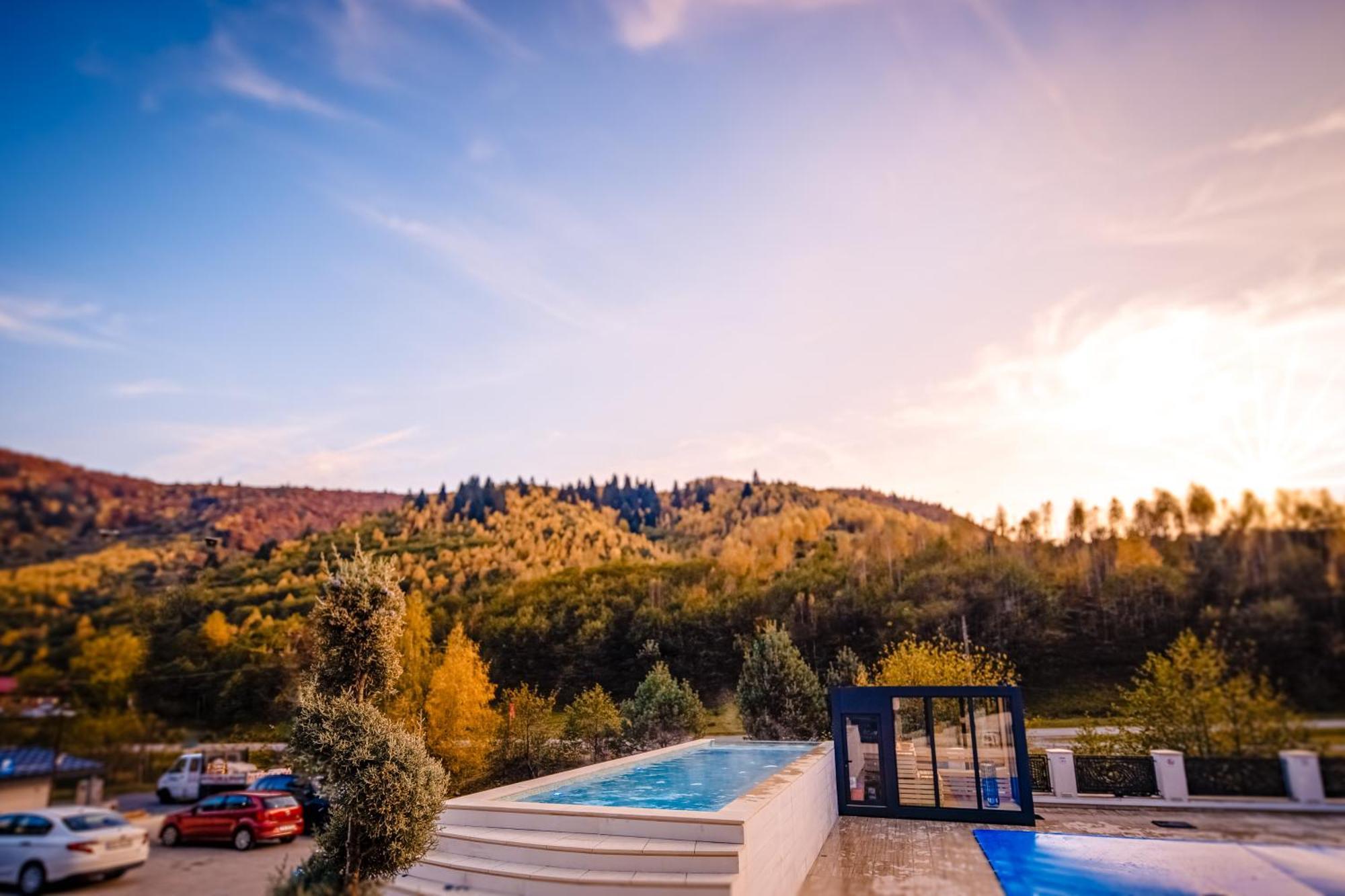 Carpentiere Arena Hotel Răşinari Exterior foto