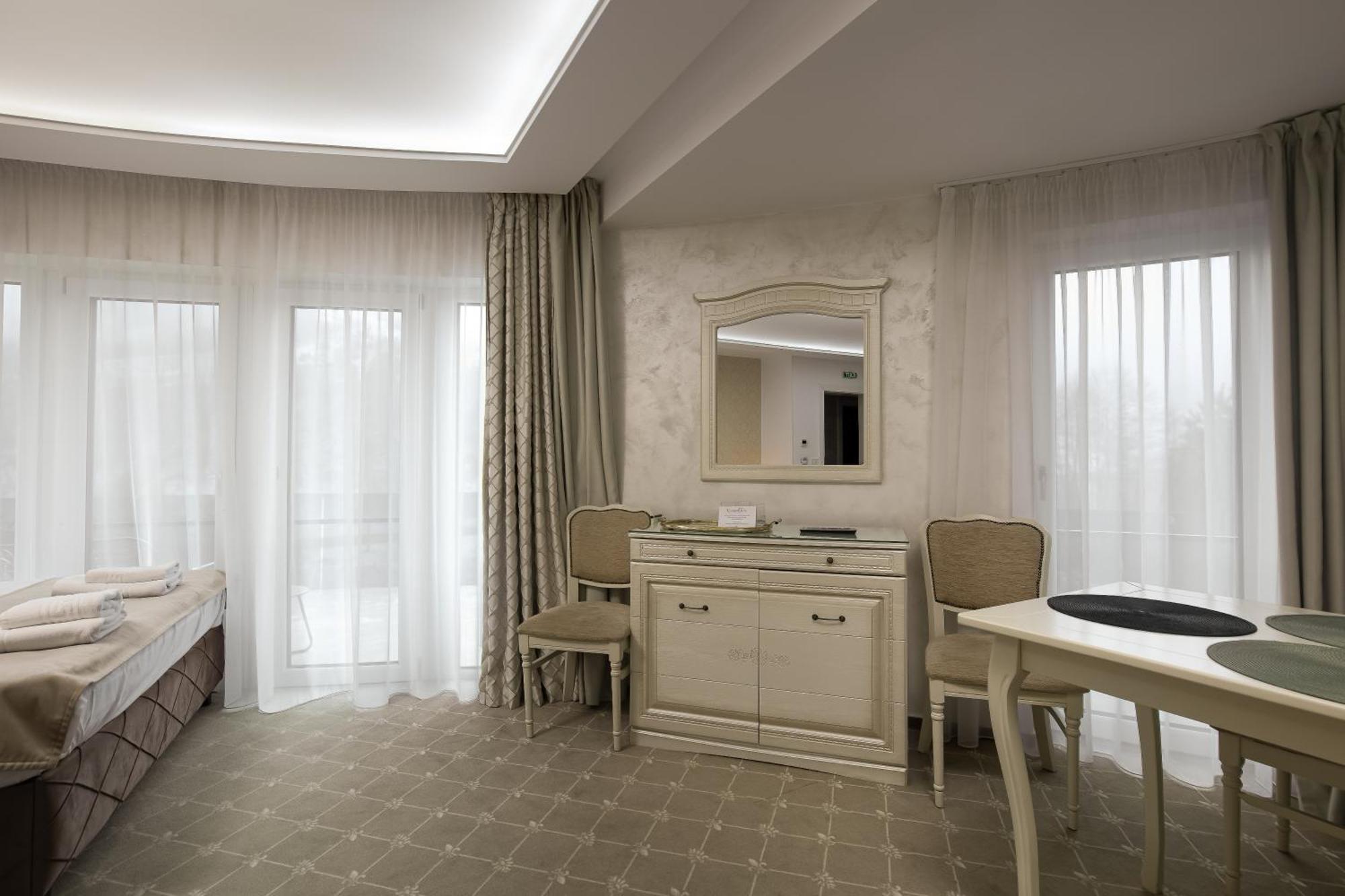 Carpentiere Arena Hotel Răşinari Exterior foto