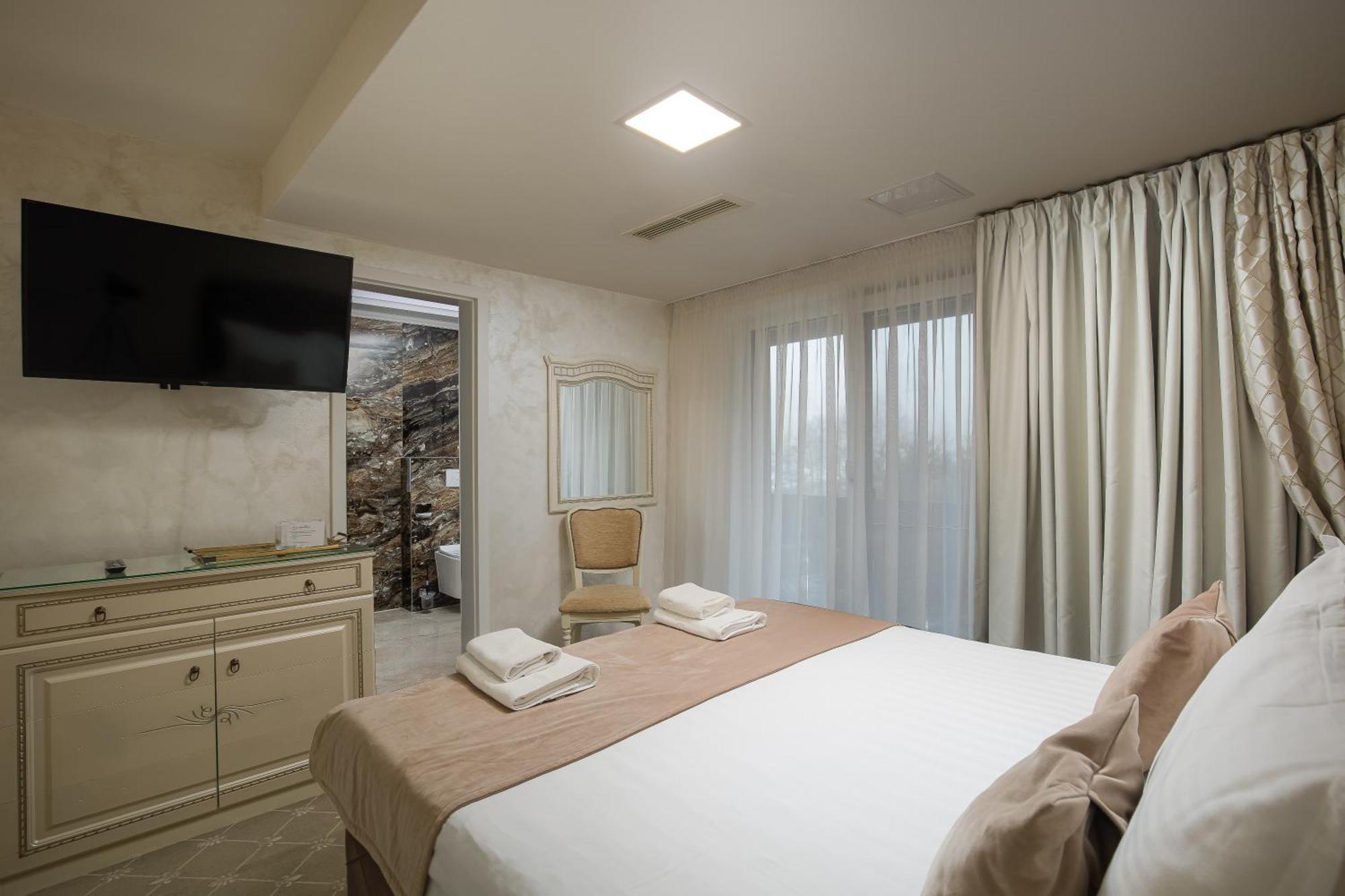 Carpentiere Arena Hotel Răşinari Exterior foto